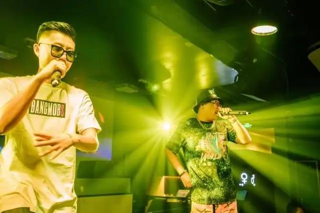 HEAT J2021专辑《天黑黑》